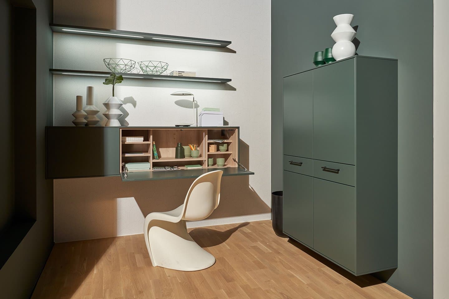 Farbharmonie pur: Wohnen in monochrom